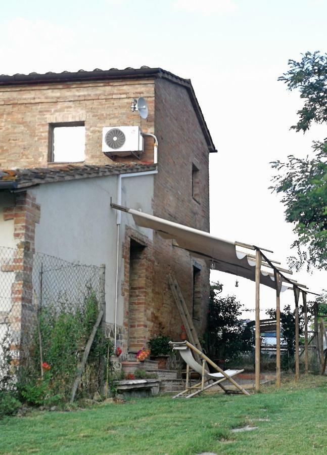 Вилла Il Saragio Аббадия-ди-Монтепульчано Экстерьер фото